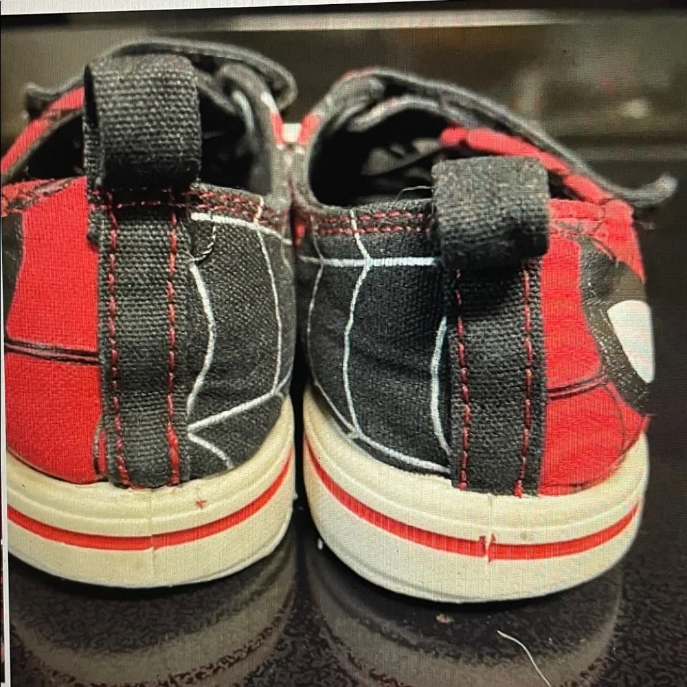 MARVEL SPIDERMAN HOMECOMING TODDLER SNEAKERS 11